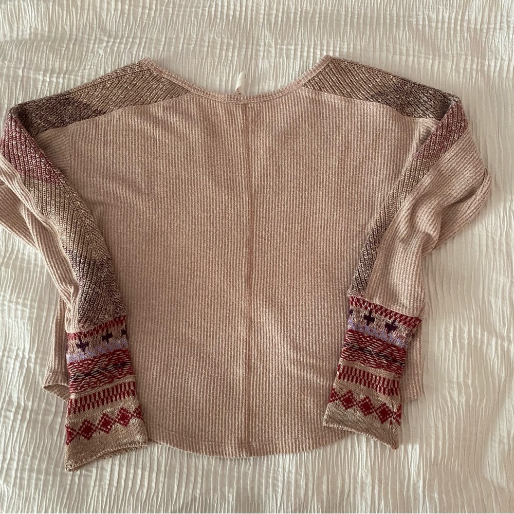Anthropology Daily Practice crochet sleeve crop top - Picture 2 of 8